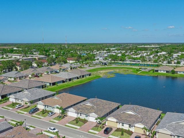 1130 Rolling Brook LN, Naples, FL 34114