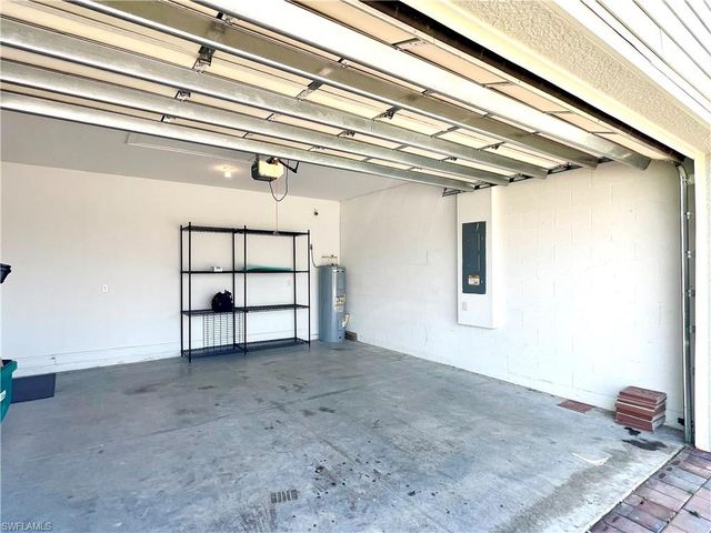 1130 Rolling Brook LN, Naples, FL 34114