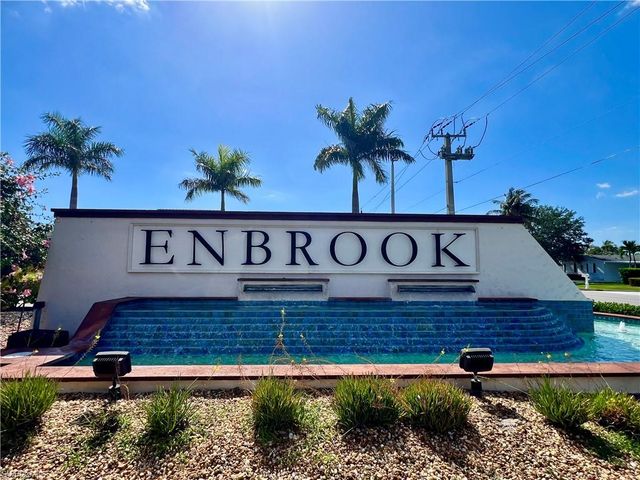 1130 Rolling Brook LN, Naples, FL 34114
