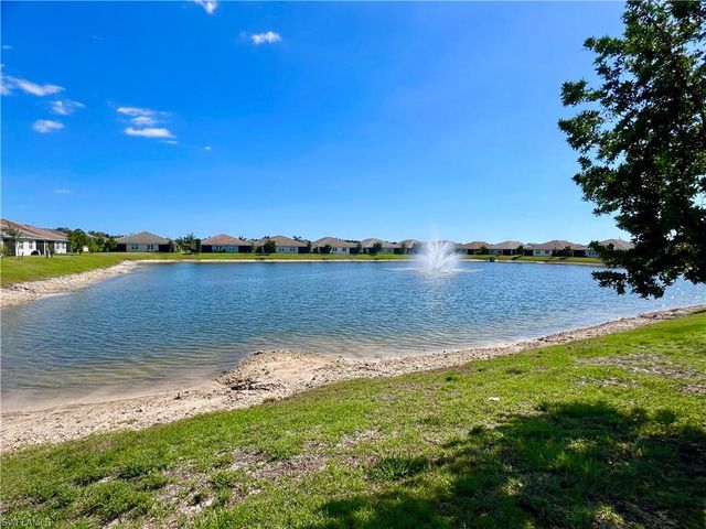 1130 Rolling Brook LN, Naples, FL 34114