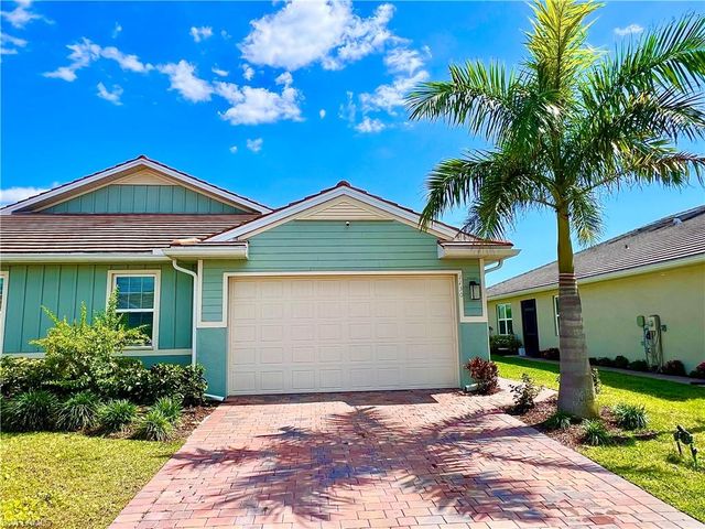 1130 Rolling Brook LN, Naples, FL 34114