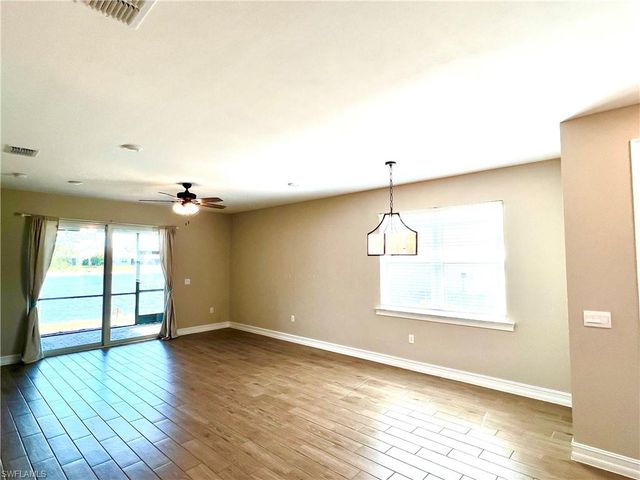 1130 Rolling Brook LN, Naples, FL 34114