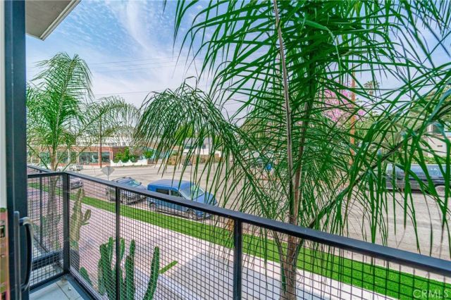 2828 London Street 307, Los Angeles, CA 90026