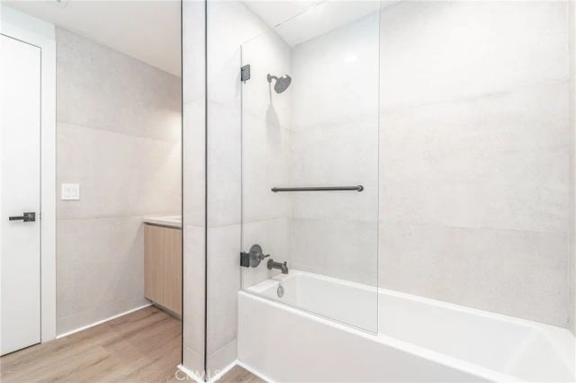 2828 London Street 307, Los Angeles, CA 90026