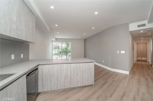 2828 London Street 307, Los Angeles, CA 90026