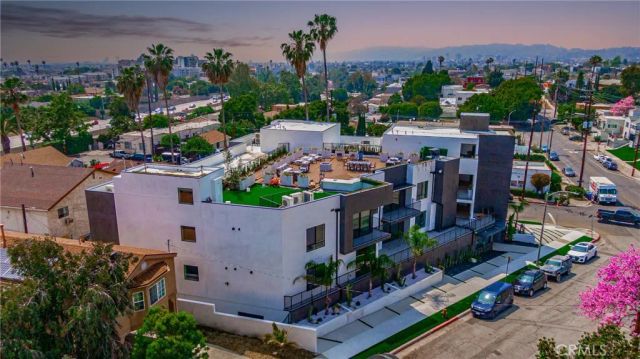 2828 London Street 307, Los Angeles, CA 90026