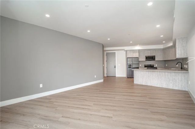 2828 London Street 307, Los Angeles, CA 90026