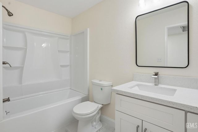 220 Wooner Drive, Arvin, CA 93203