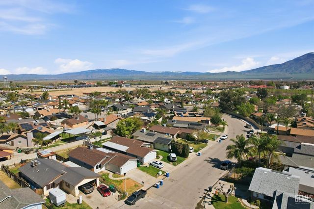 220 Wooner Drive, Arvin, CA 93203