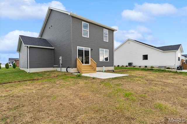 7066 Savannah Drive, Glen Carbon, IL 62034