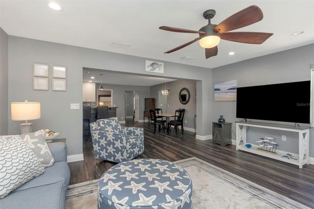 1424 STEWART BOULEVARD, Clearwater, FL 33764