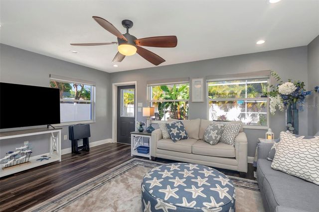 1424 STEWART BOULEVARD, Clearwater, FL 33764