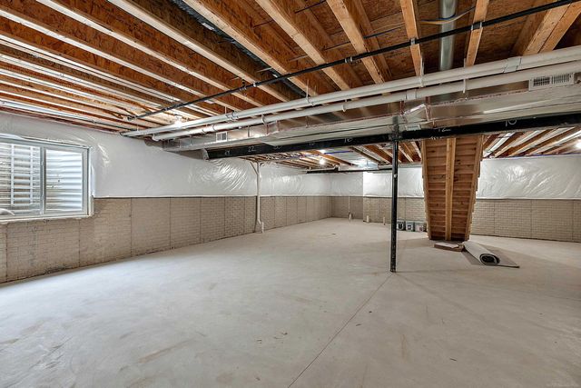 5847 Heights Drive, Sterling Heights, MI 48314