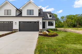 5847 Heights Drive, Sterling Heights, MI 48314