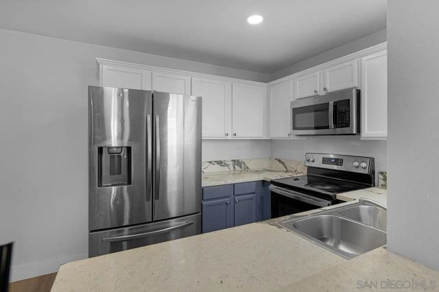 3560 Sunset Lane 53, San Diego, CA 92173