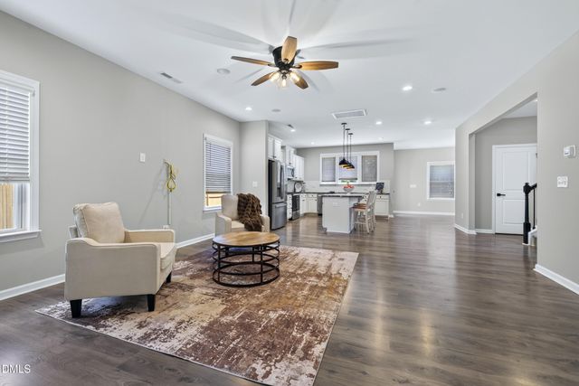 197 E Dentaires Way, Willow Springs, NC 27592