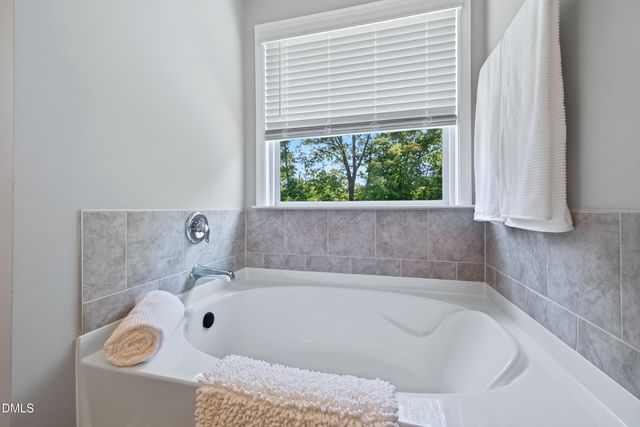 197 E Dentaires Way, Willow Springs, NC 27592