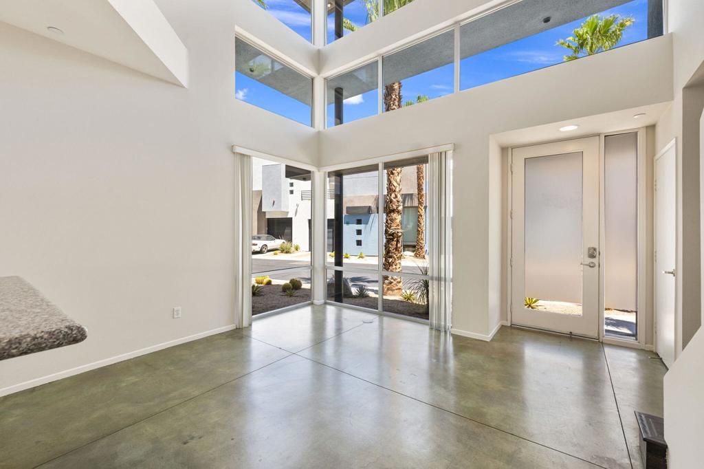 Image 12 of property listing at 231 Breeze Loop, Palm Springs, CA 92262
