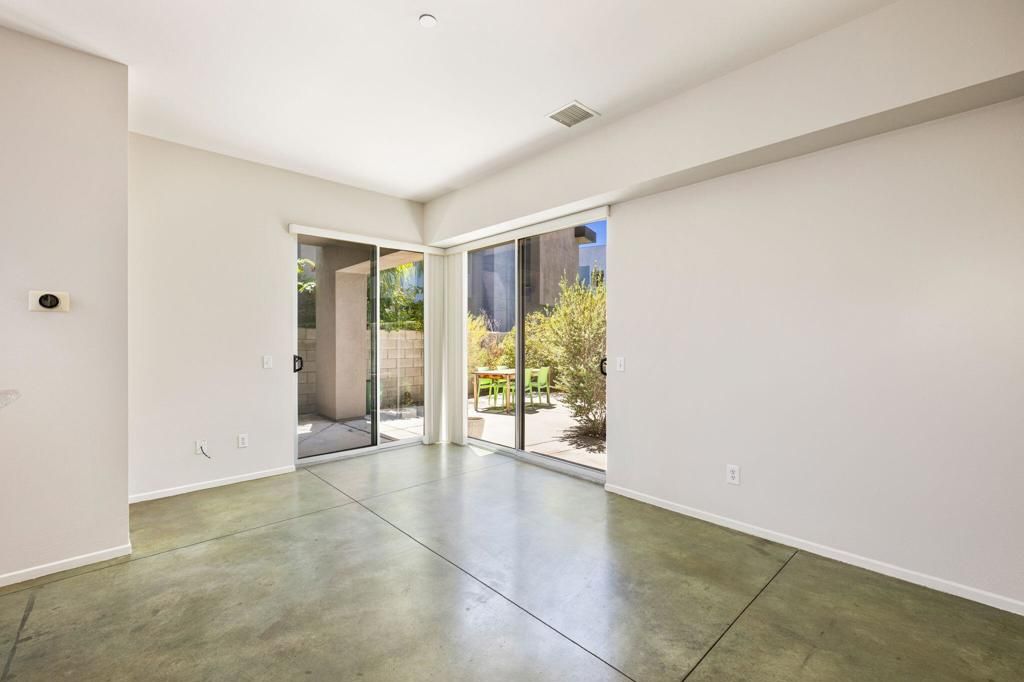 Image 22 of property listing at 231 Breeze Loop, Palm Springs, CA 92262