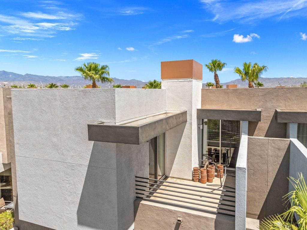 Image 37 of property listing at 231 Breeze Loop, Palm Springs, CA 92262