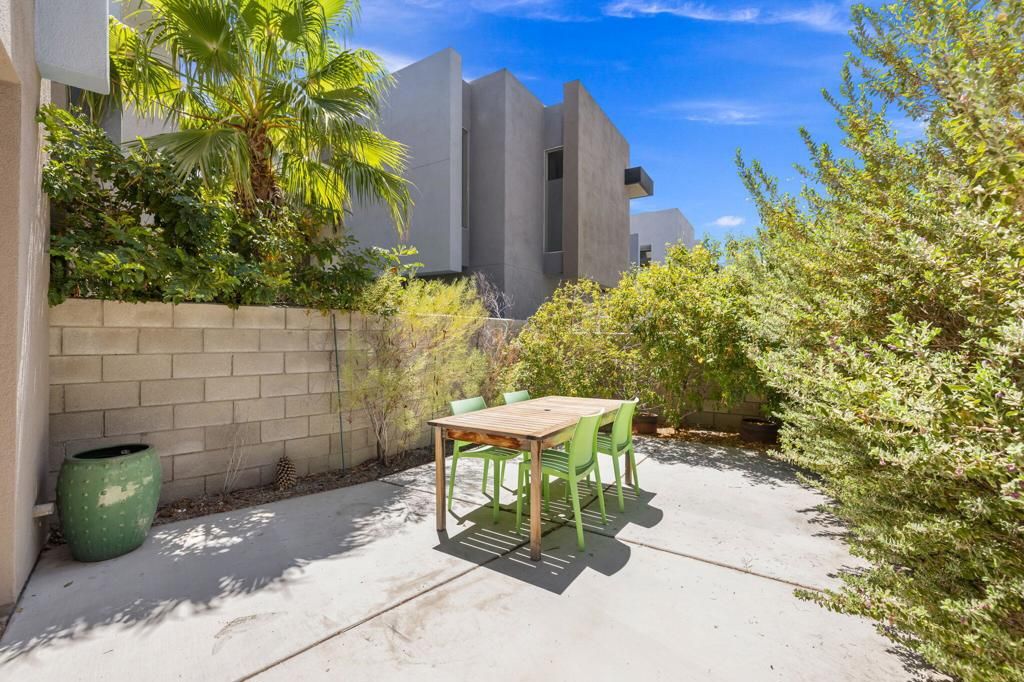 Image 42 of property listing at 231 Breeze Loop, Palm Springs, CA 92262