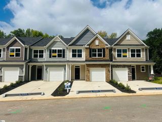 203 Spartina Court, Spartanburg, SC 29307