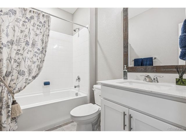 4985 Cattle Cross Ln, Castle Rock, CO 80104