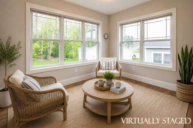 10 Abenaki Circle, Merrimack, NH 03054