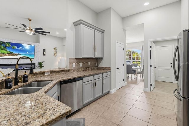 3014 SAND STONE CIRCLE, St Cloud, FL 34772