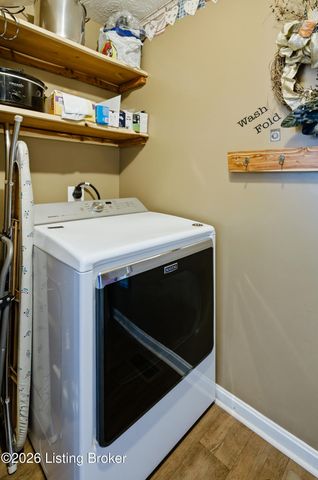 664 Oak Grove Blvd, Shepherdsville, KY 40165