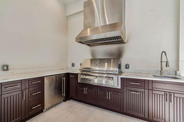 17720 ROYAL EAGLE LANE, Lutz, FL 33549