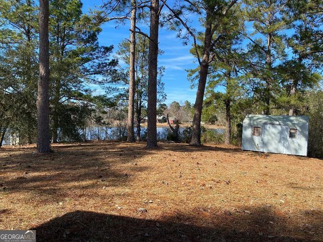 843 Prosperity Drive, Swainsboro, GA 30401