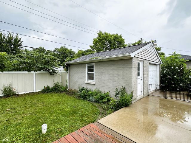 811 Shadowlawn Avenue, Greencastle, IN 46135