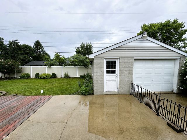811 Shadowlawn Avenue, Greencastle, IN 46135