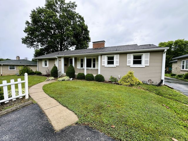 811 Shadowlawn Avenue, Greencastle, IN 46135