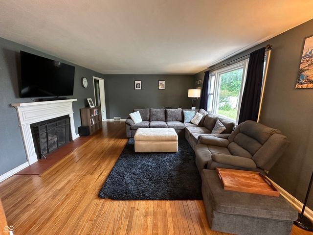 811 Shadowlawn Avenue, Greencastle, IN 46135
