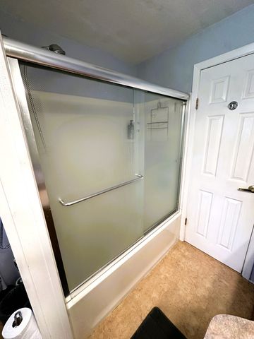 811 Shadowlawn Avenue, Greencastle, IN 46135