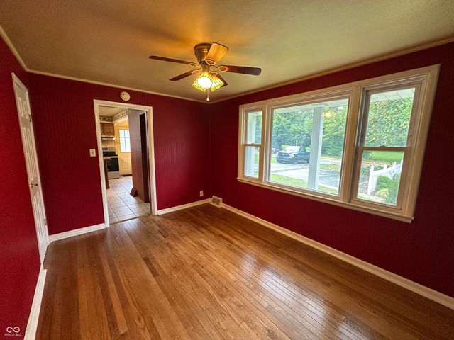811 Shadowlawn Avenue, Greencastle, IN 46135