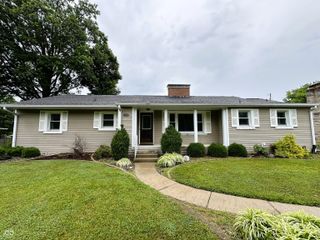 811 Shadowlawn Avenue, Greencastle, IN 46135
