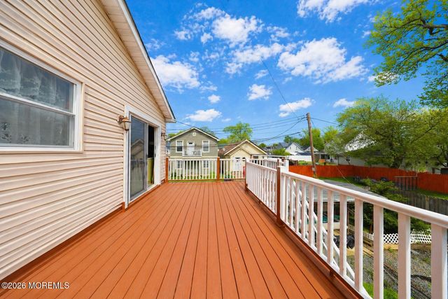 34 Evergreen Place, Keansburg, NJ 07734