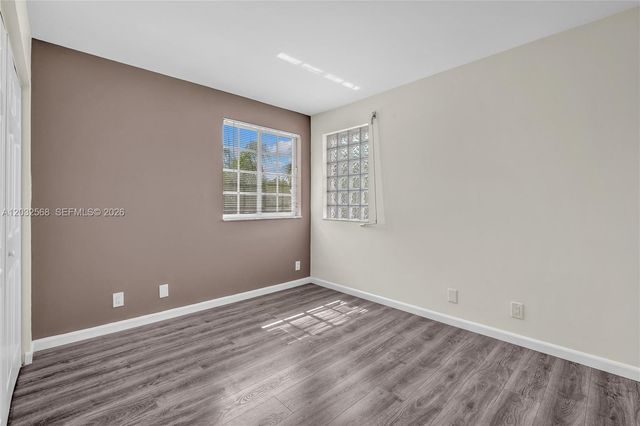 3698 San Simeon Cir, Weston, FL 33331
