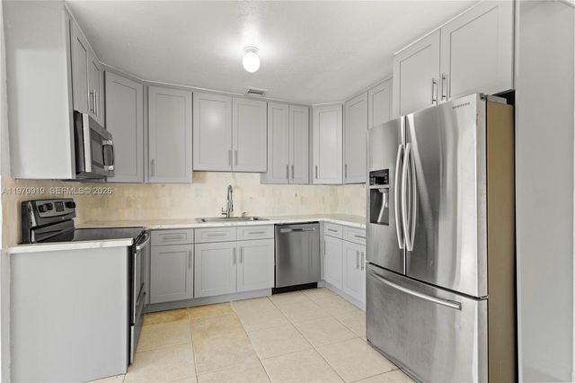 1831 SW 97th Ter, Miramar, FL 33025