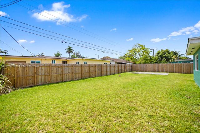 1831 SW 97th Ter, Miramar, FL 33025