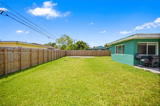 1831 SW 97th Ter, Miramar, FL 33025