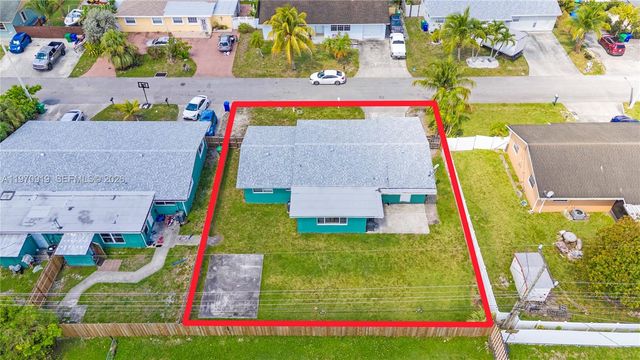 1831 SW 97th Ter, Miramar, FL 33025
