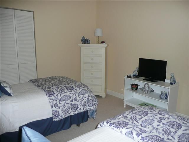 124 Legendary Circle, Palm Beach Gardens, FL 33418