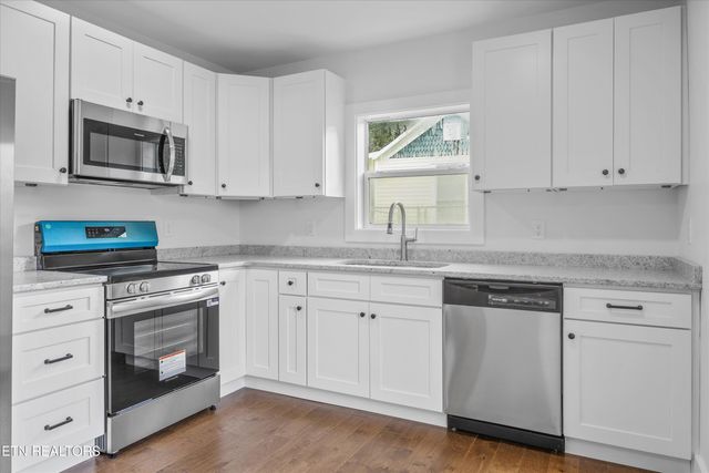 2302 Adair Ave, Knoxville, TN 37917