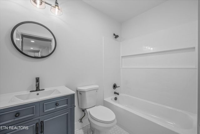 2302 Adair Ave, Knoxville, TN 37917
