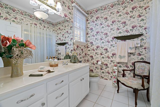 72 Crown Road, Willow Park, TX 76087