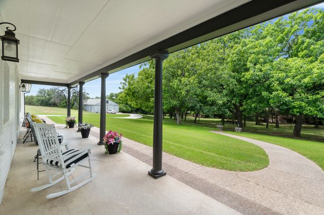 72 Crown Road, Willow Park, TX 76087